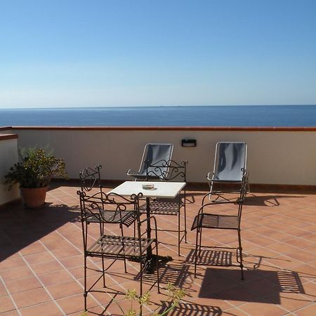 Hotel Terrazze Sul Mare Melito Di Porto Salvo Exterior foto