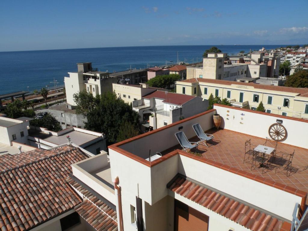 Hotel Terrazze Sul Mare Melito Di Porto Salvo Exterior foto